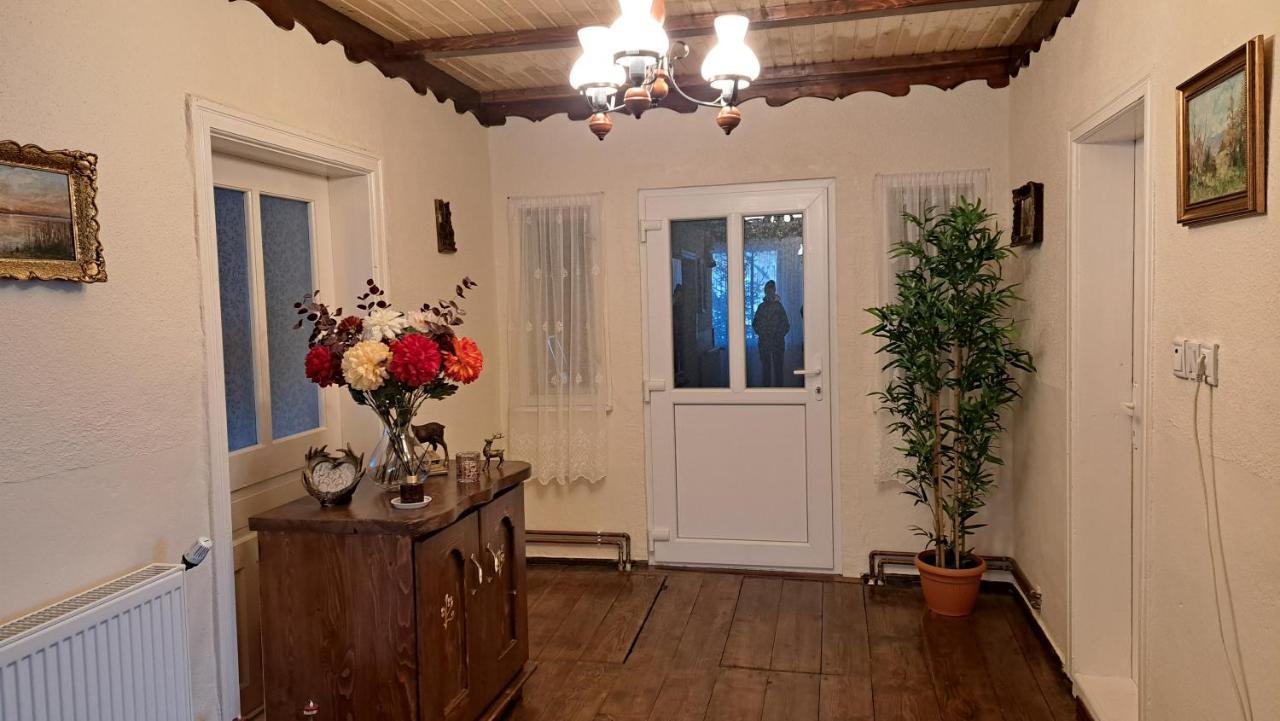 Casa Marcela Fundata Luaran gambar